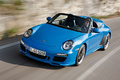 Porsche 911 Speedster - bleue - 3/4 avant gauche, penché, en mouvement