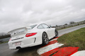 Porsche 997 GT3 MkII blanc 3/4 arrière droit penché