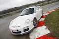 Porsche 997 GT3 MkII blanc 3/4 avant gauche penché