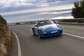 Porsche 997 Speedster bleu 3/4 avant droit travelling penché