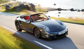 Porsche 997 Turbo Cabriolet MkII anthracite 3/4 avant droit travelling vue de haut 2