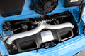 Porsche 997 Turbo Cabriolet MkII bleu moteur