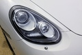 Porsche Boxster Spyder blanc phare avant