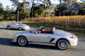 Porsche Boxster Spyder gris profil & 356 Speedster gris 3/4 arrière gauche