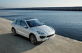 Porsche Cayenne Hybrid - blanc- 3/4 avant droit