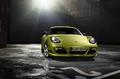 Porsche Cayman R vert face avant