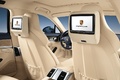 Porsche Panamera Turbo bleu écrans sièges
