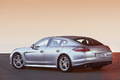 Porsche Panamera Turbo gris 3/4 arrière gauche 2