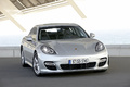 Porsche Panamera Turbo gris 3/4 avant droit penché 2