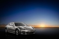 Porsche Panamera Turbo gris 3/4 avant droit