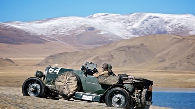 Bentley 4.5 1924, verte, action, profil gch