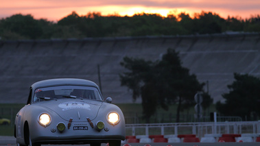 Porsche 356, action 3-4 avd pénombre