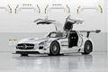 Mercedes SLS AMG GT3 chrome 3/4 avant gauche portes ouvertes