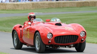 Goodwood Festival Of Speed 2011 - Ferrari 375 rouge 3/4 avant droit