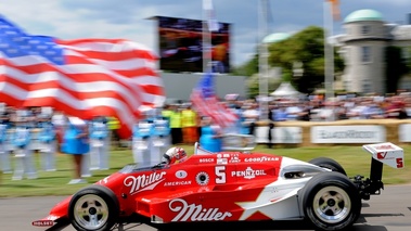 Goodwood Festival Of Speed 2011 - monoplace rouge/blanc filé