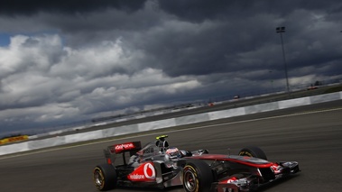 GP Allemagne 2011 McLaren ciel gris