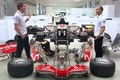 Hamilton et Button construisent une F1