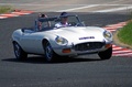 Autodrome Héritage Festival 2012 - Jaguar Type E Cabriolet blanc 3/4 avant droit