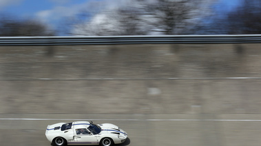 Ford GT40 blanc filé