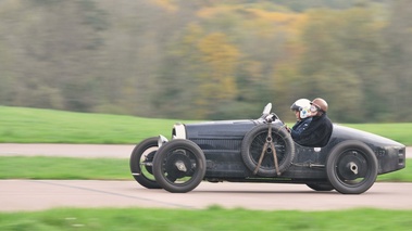 Journées d'Automne 2012 - Bugatti Type 35 bleu filé