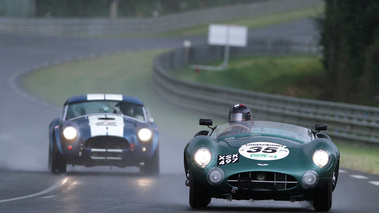 Le Mans Classic 2012 - Aston Martin DBR1 vert face avant