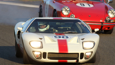 Ford GT40, blanc, action face