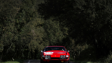 Tour Auto 2012 - Ferrari 365 GTB/4 Daytona Gr. IV rouge face avant