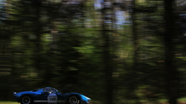 Ford GT40 bleu filé