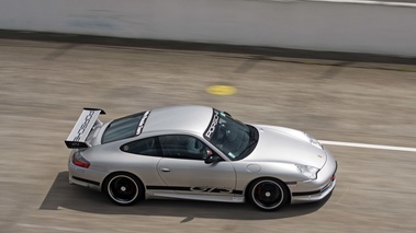 Porsche 996 GT3 MkII gris filé vue de haut