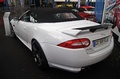 Jaguar XKR-S Cabriolet blanc 3/4 arrière gauche