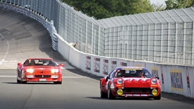 Rendez-Vous Ferrari 2012 - Ferrari 308 Gr. 4 rouge & 512 TR rouge face avant