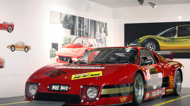 Musée Ferrari - 512 BB LM rouge 3/4 avant gauche