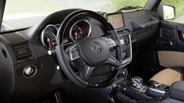 Mercedes G65 AMG gris mate tableau de bord
