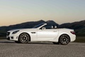 Mercedes SLK 55 AMG blanc 3/4 avant gauche