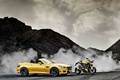 Mercedes SLK 55 AMG jaune 3/4 avant droit