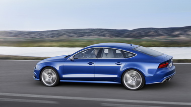 Audi S7 2014 - bleue - profil gauche dynamique