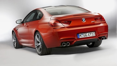 BMW M6 Coupé - orange - 3/4 arrière gauche