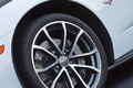 Corvette 427 Cabrio Collector Edition - Arctic White - détail, jante