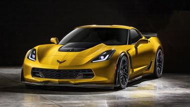 Corvette Z06 2014 - jaune - 3/4 avant gauche