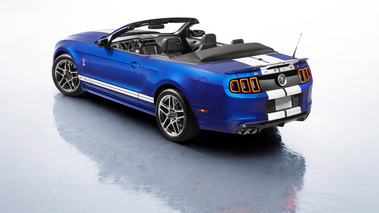 Shelby GT500 Convertible - bleue - 3/4 arrière gauche