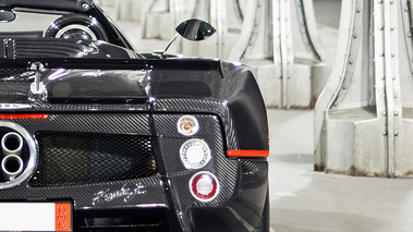 Pagani Zonda F Roadster ClubSport carbone feux arrière