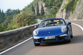 Porsche 991 Carrera 4 Cabriolet bleu face avant travelling penché