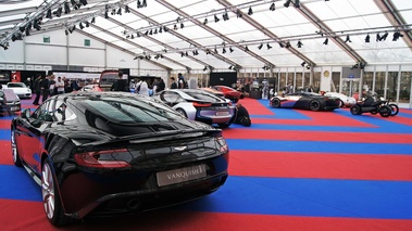 Festival Automobile International de Paris - Aston Martin Vanquish II noir 3/4 arrière gauche