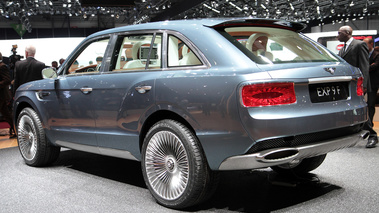 Salon de Genève 2012 - Bentley EXP 9 F bleu 3/4 arrière gauche