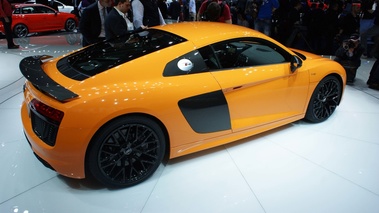 Audi R8 MY2015 V10 Plus orange 3/4 arrière droit