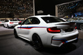 Salon de Genève 2016 - BMW M2 blanc 3/4 arrière gauche