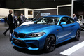 Salon de Genève 2016 - BMW M2 bleu 3/4 avant gauche