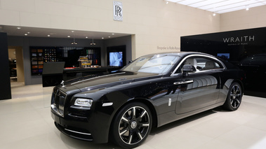 Salon de Genève 2016 - Rolls Royce Wraith Inspired by Music 3/4 avant gauche