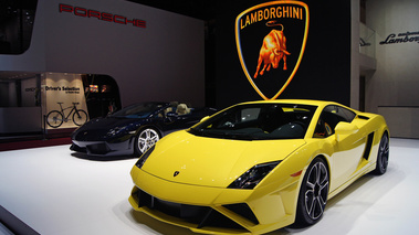 Mondial de l'Automobile de Paris 2012 - Lamborghini Gallardo LP560-4 MkII jaune 3/4 avant gauche