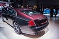 Rolls Royce Wraith noir/bordeaux 3/4 arrière gauche 